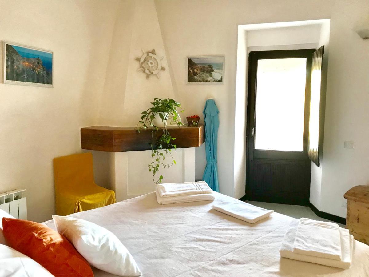 La Marina Tower Apartment With Private Sea View Terrace ヴェルナッツァ エクステリア 写真